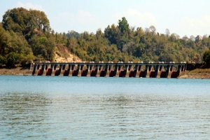 রাতে খুলে দেয়া হবে কাপ্তাই বাঁধের ১৬টি গেট