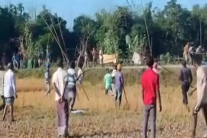 ছাতকে জমি নিয়ে দুই গ্রামবাসীর সংঘর্ষ, আহত ২৫