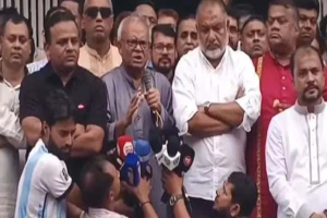 পলাতক ফ্যাসিস্টরা বাইরে থেকে দেশ অশান্ত করার চেষ্টা করছে: রিজভী