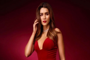 বিয়ের পিঁড়িতে বসছেন কৃতি?