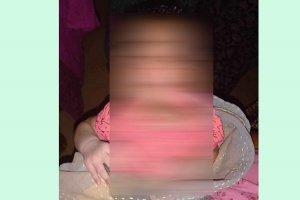  ফেঞ্চুগঞ্জে কবরস্থানে নবজাতকের কান্না শুনে উদ্ধার করলেন শিক্ষিকা