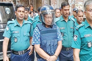 বিশেষ কারাগারের আলাদা কক্ষে সাবেক আইজিপি মামুন