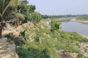 ভাঙ্গনের কবলে কুশিয়ারার বন্যা নিয়ন্ত্রণ বাঁধ